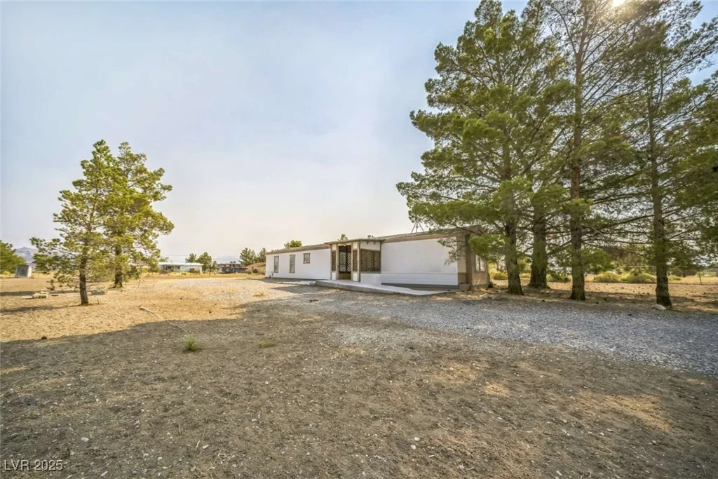 3390 Hardy, Pahrump, NV 89048