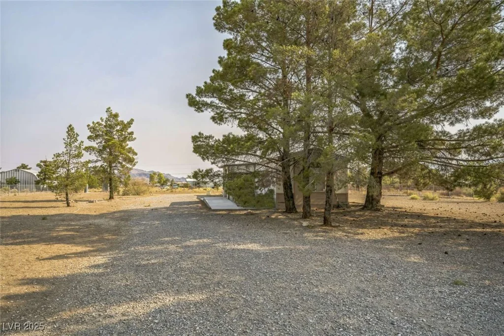 3390 Hardy, Pahrump, NV 89048
