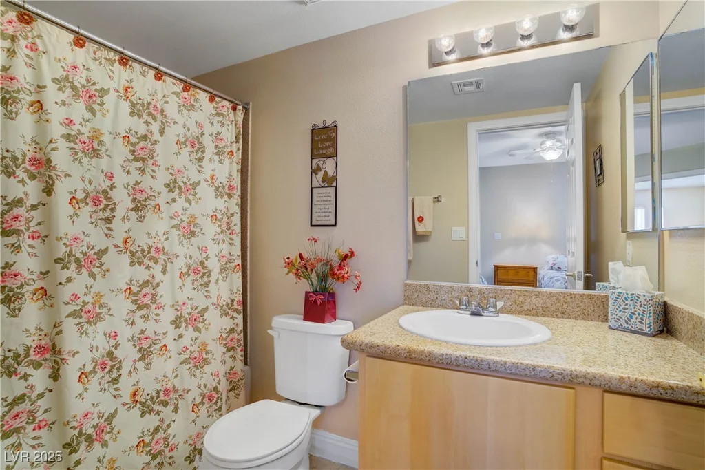 8000 Badura, Las Vegas, NV 89113
