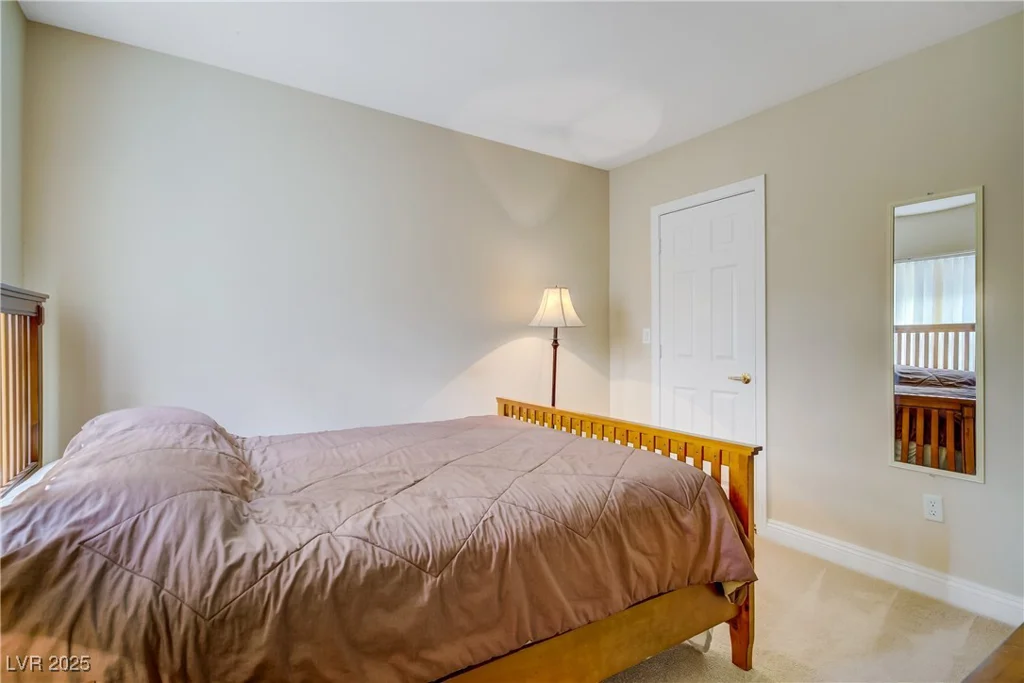 8000 Badura, Las Vegas, NV 89113