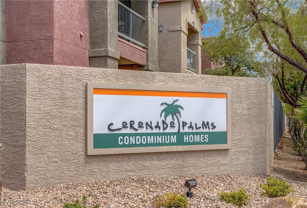 8000 Badura, Las Vegas, NV 89113