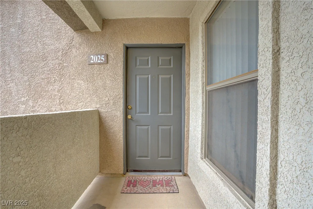 8000 Badura, Las Vegas, NV 89113