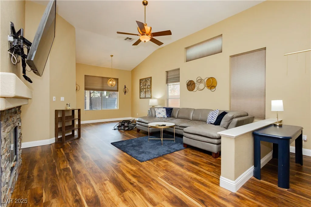 242 Victoria, Henderson, NV 89074
