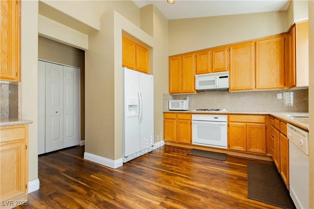 242 Victoria, Henderson, NV 89074
