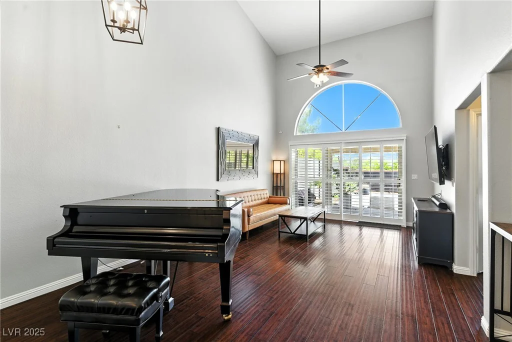 620 Painted Cloud, Las Vegas, NV 89144