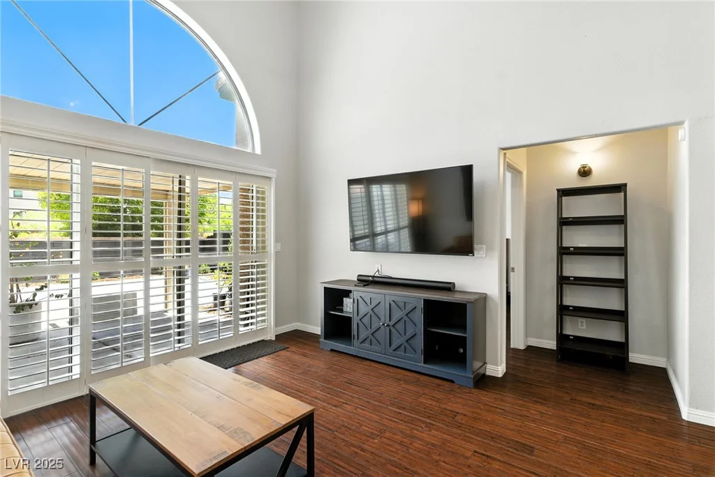 620 Painted Cloud, Las Vegas, NV 89144