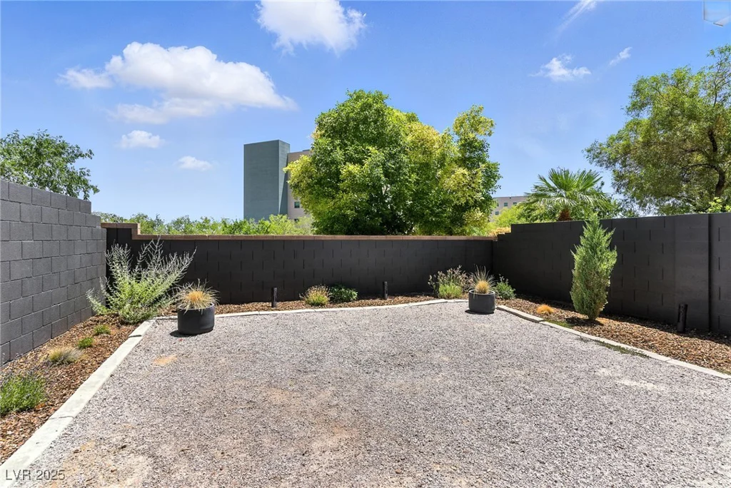 620 Painted Cloud, Las Vegas, NV 89144