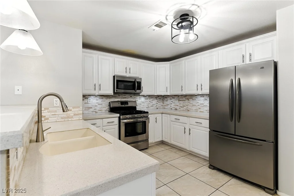 620 Painted Cloud, Las Vegas, NV 89144