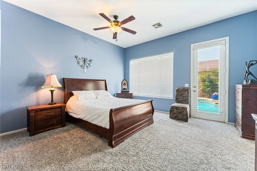 7537 Rainbow Spray, Las Vegas, NV 89131