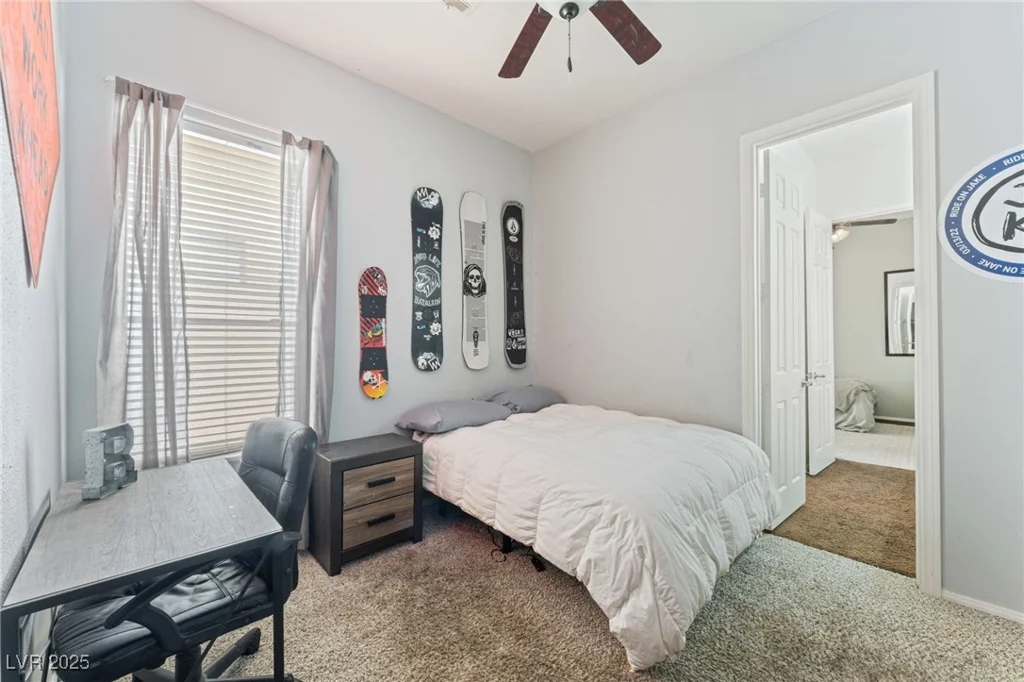 7537 Rainbow Spray, Las Vegas, NV 89131