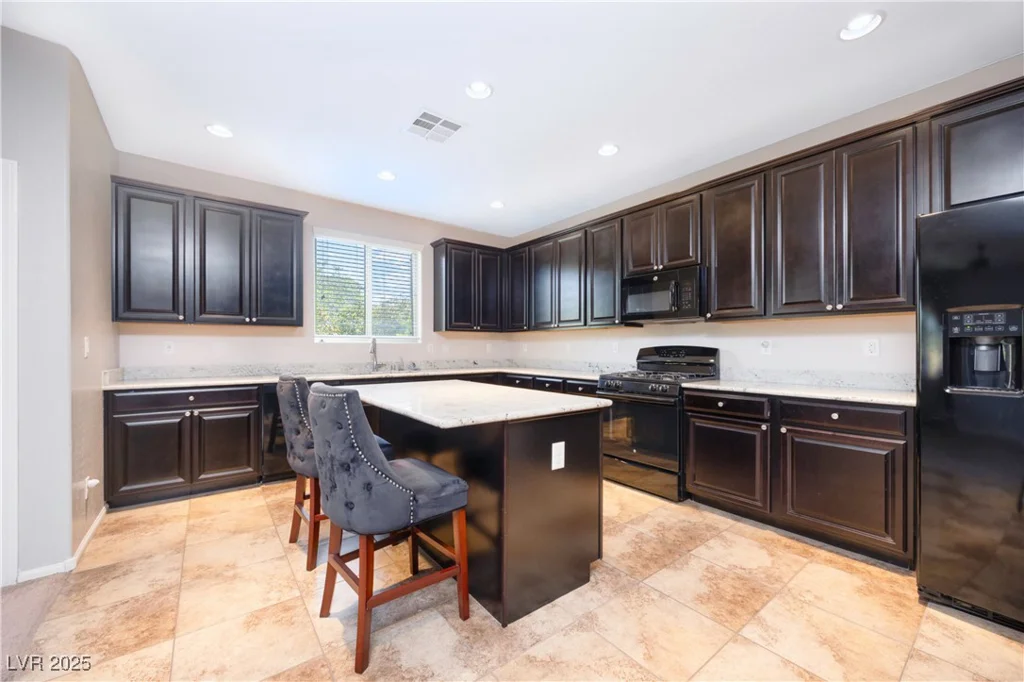 10751 Centerville Bay, Las Vegas, NV 89179