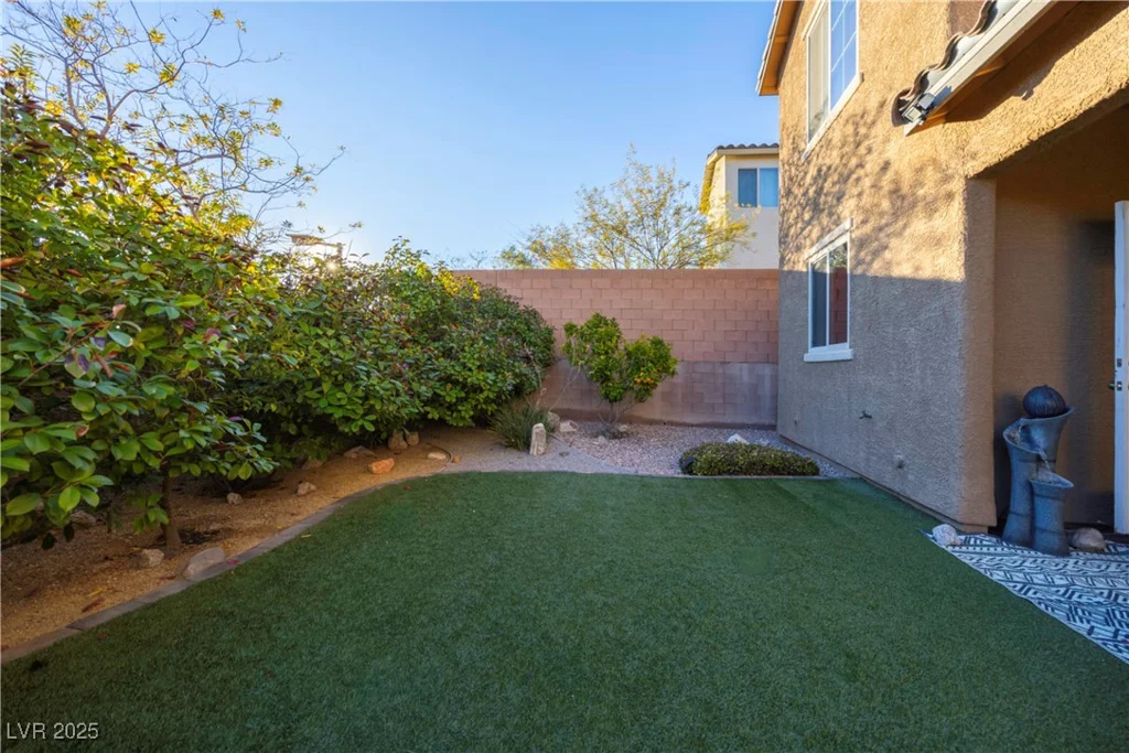 10751 Centerville Bay, Las Vegas, NV 89179