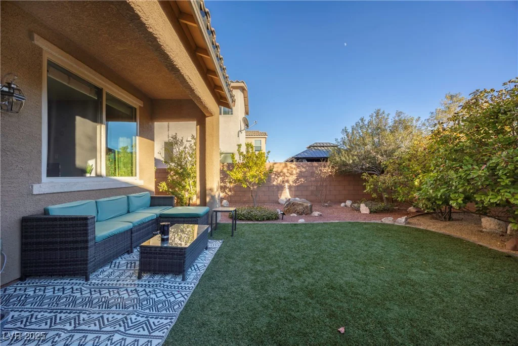 10751 Centerville Bay, Las Vegas, NV 89179