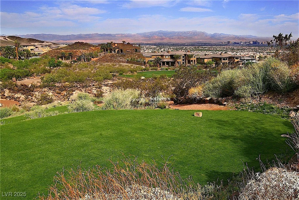 515 Rock Peak, Henderson, NV 89012