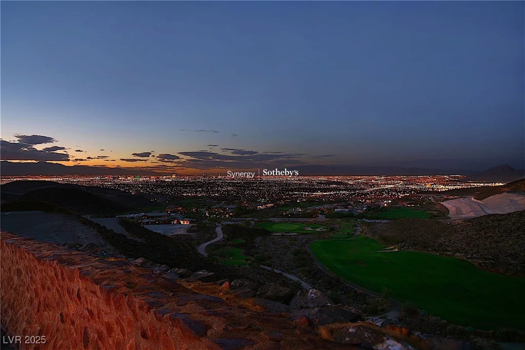 515 Rock Peak, Henderson, NV 89012