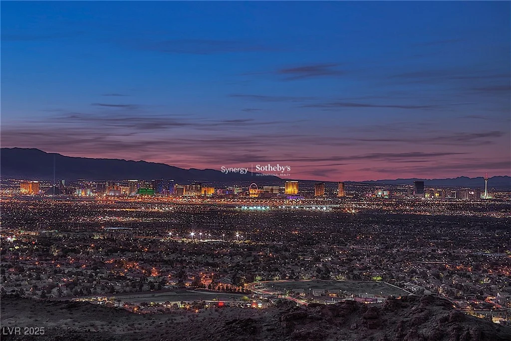 515 Rock Peak, Henderson, NV 89012