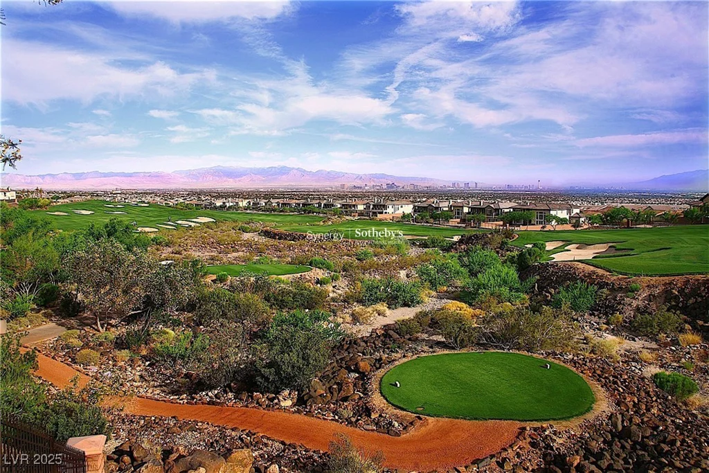 515 Rock Peak, Henderson, NV 89012