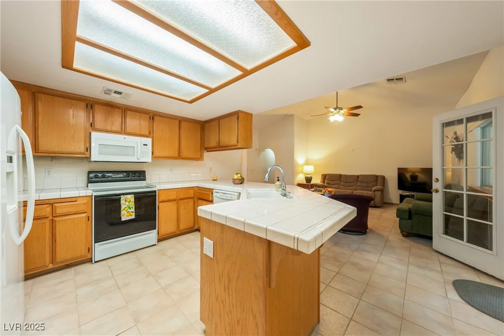 2040 Tucuman, Pahrump, NV 89048