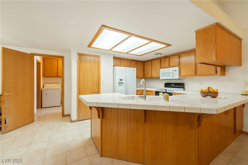 2040 Tucuman, Pahrump, NV 89048