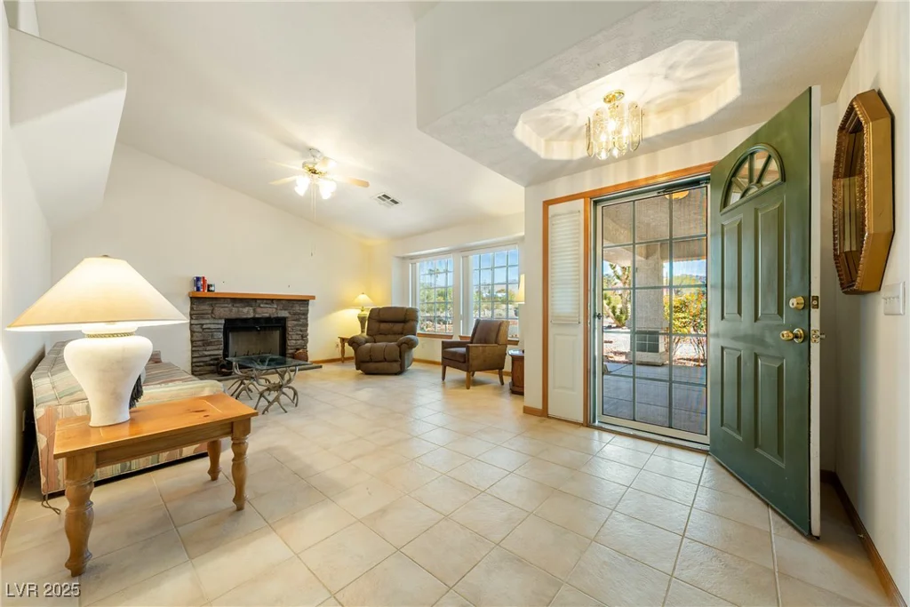 2040 Tucuman, Pahrump, NV 89048