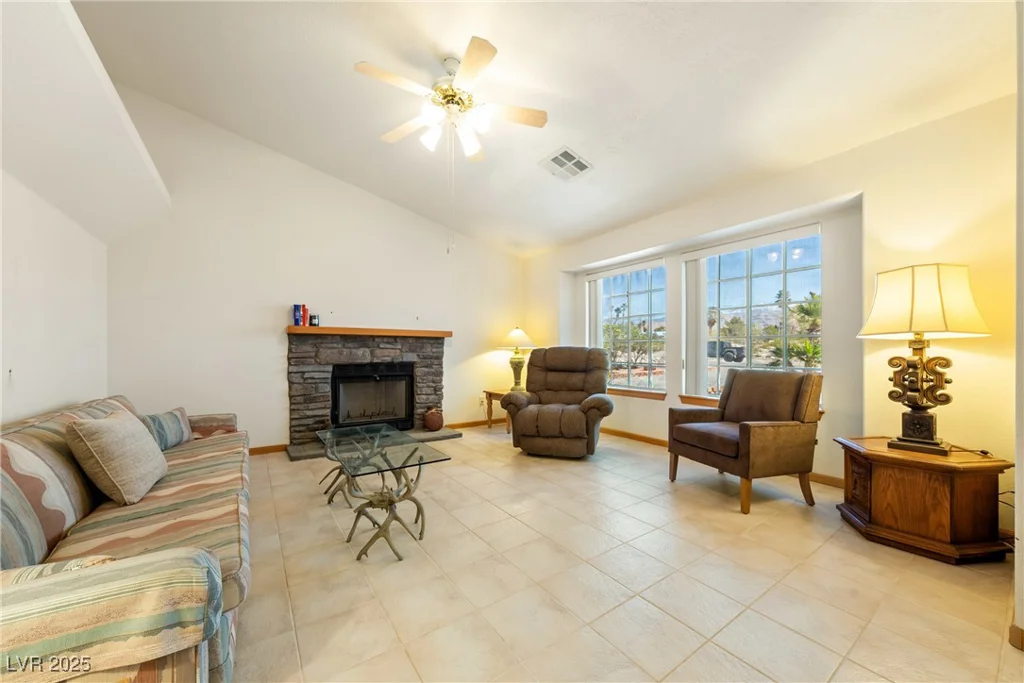 2040 Tucuman, Pahrump, NV 89048