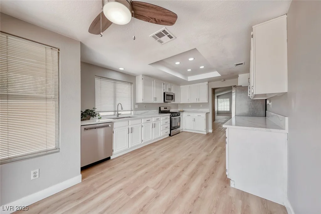 3244 Haven Beach, Las Vegas, NV 89117