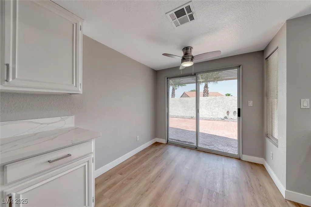 3244 Haven Beach, Las Vegas, NV 89117