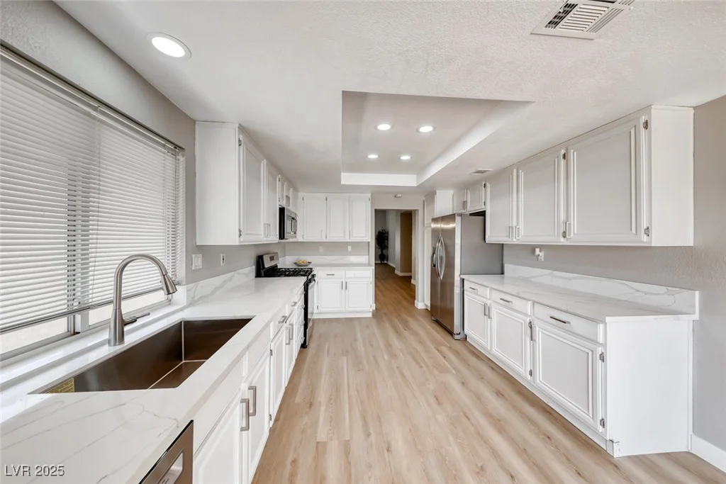 3244 Haven Beach, Las Vegas, NV 89117