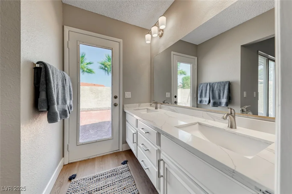 3244 Haven Beach, Las Vegas, NV 89117