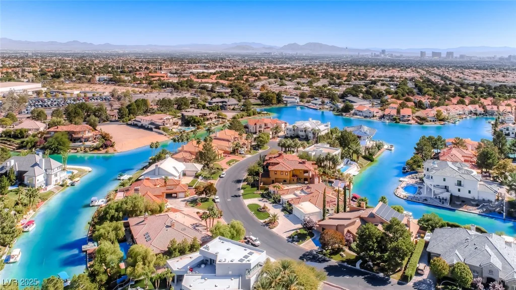 3244 Haven Beach, Las Vegas, NV 89117