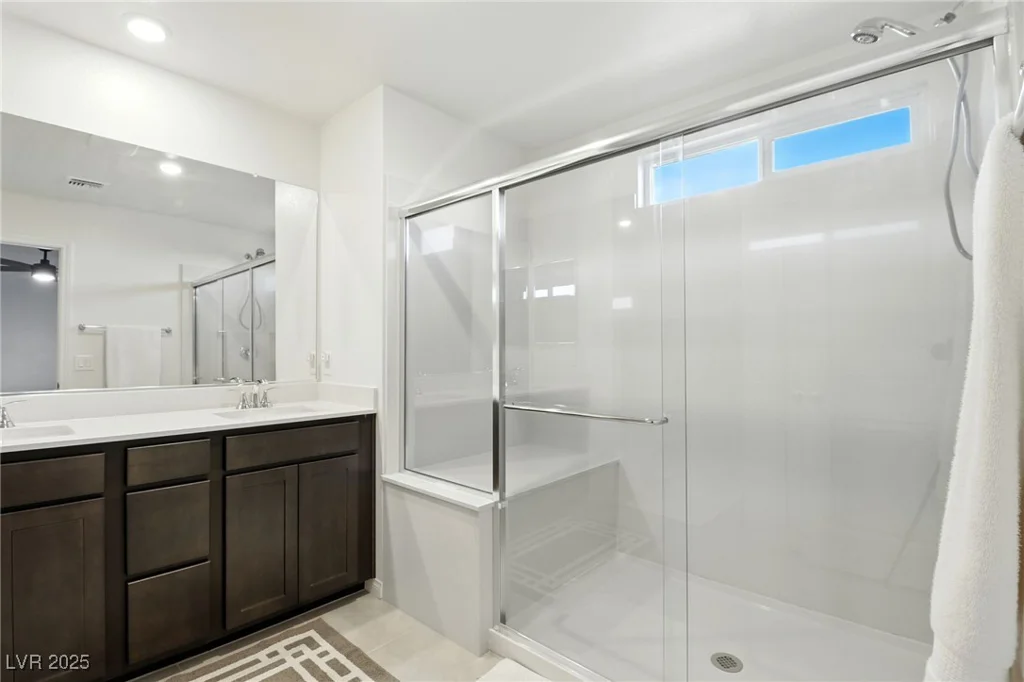 10106 Queens Pearl, Las Vegas, NV 89141