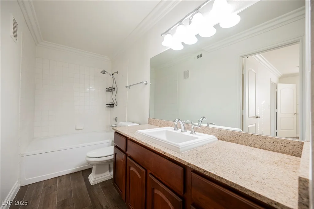 1150 Buffalo, Las Vegas, NV 89128