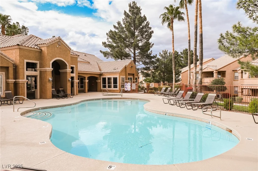1150 Buffalo, Las Vegas, NV 89128