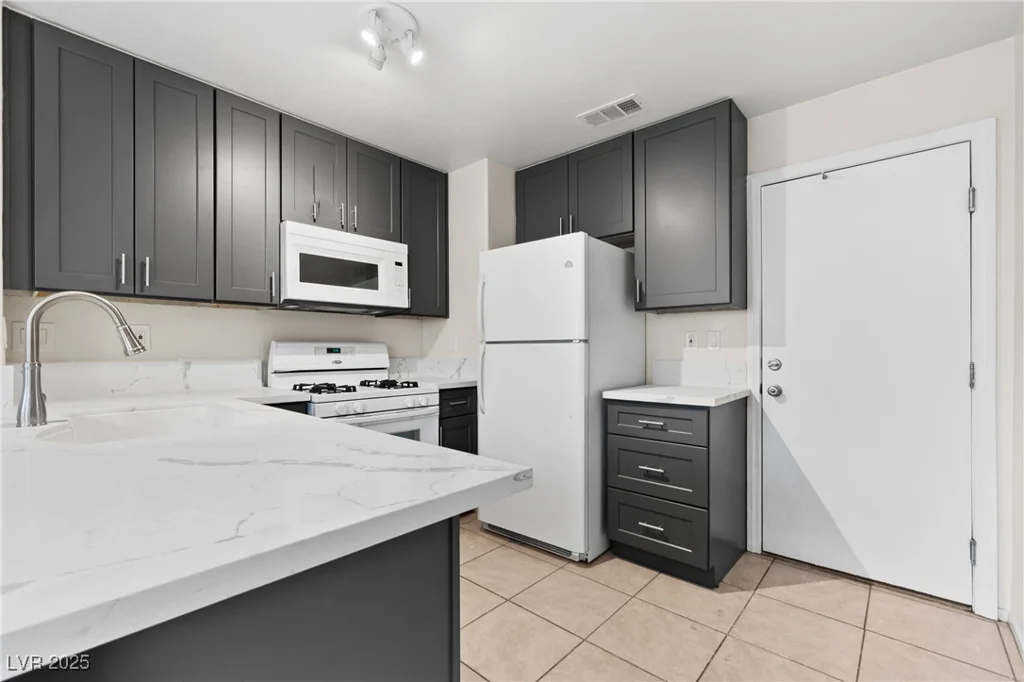 2718 Advancement, North Las Vegas, NV 89031