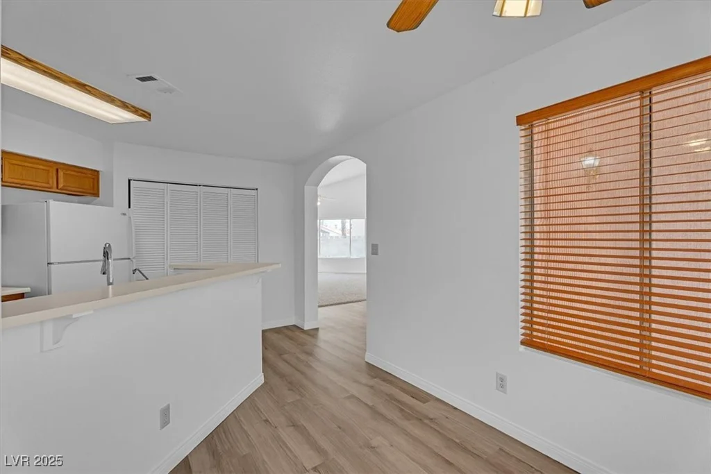 6537 Old Oxford, Las Vegas, NV 89108
