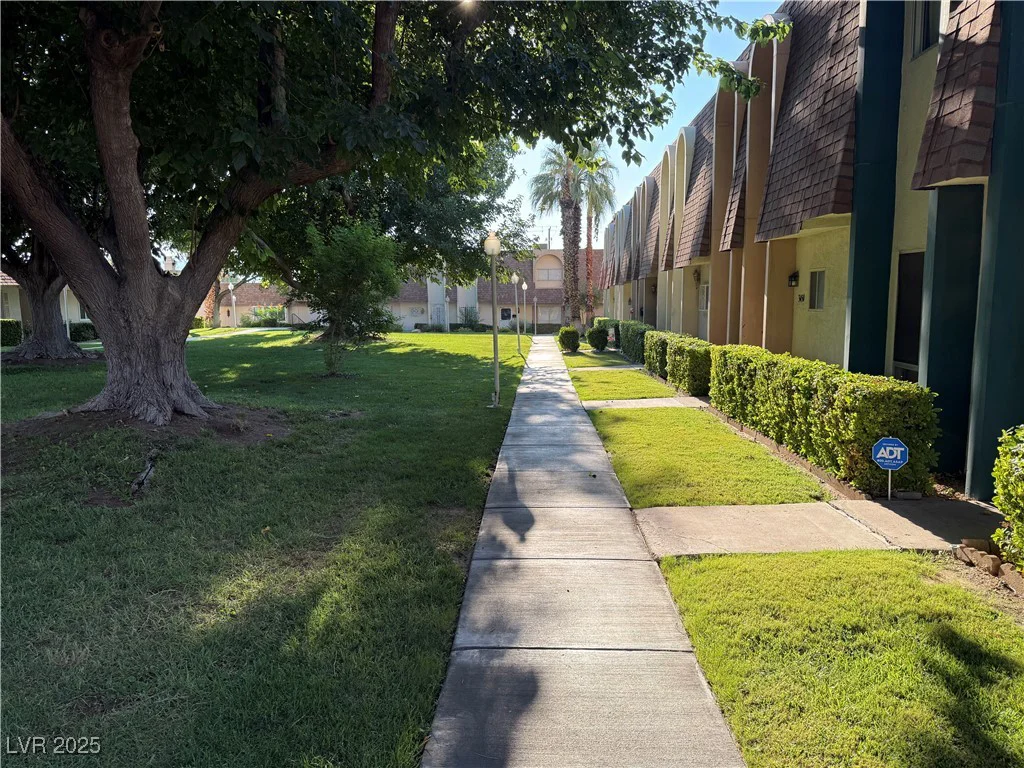 3454 Monte Carlo, Las Vegas, NV 89121