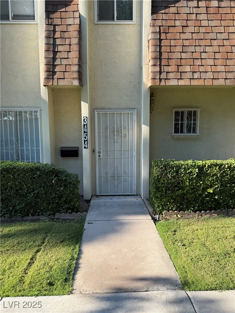 3454 Monte Carlo, Las Vegas, NV 89121
