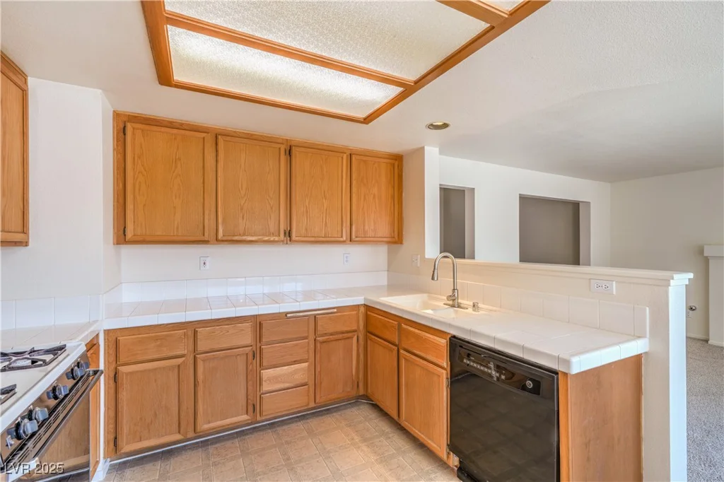 1520 Desert Ridge, North Las Vegas, NV 89031