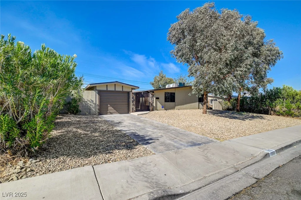 1956 Golden Arrow, Las Vegas, NV 89169