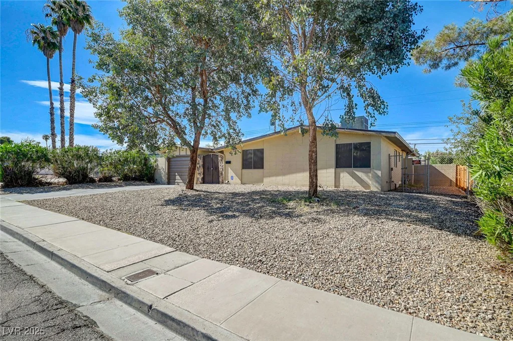 1956 Golden Arrow, Las Vegas, NV 89169