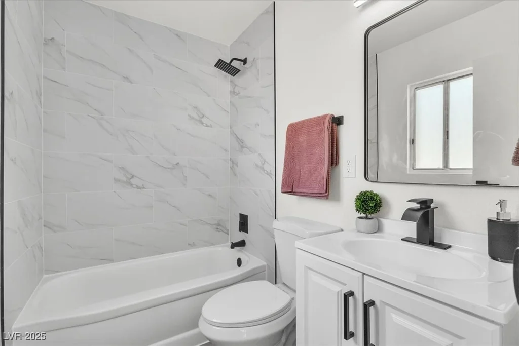 2029 Lawry, North Las Vegas, NV 89032