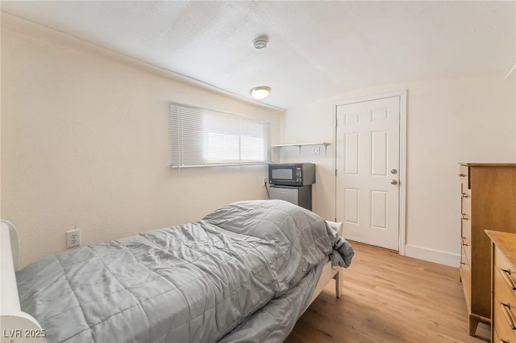 4525 Fulton, Las Vegas, NV 89107