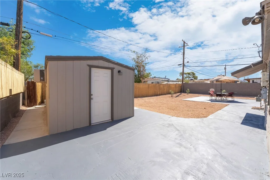 4525 Fulton, Las Vegas, NV 89107