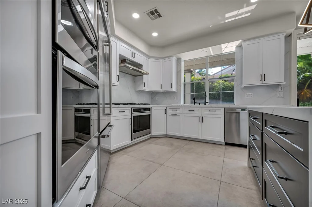 8624 Trianon, Las Vegas, NV 89145