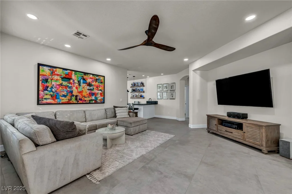 8624 Trianon, Las Vegas, NV 89145