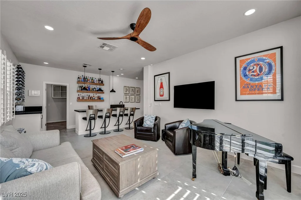 8624 Trianon, Las Vegas, NV 89145