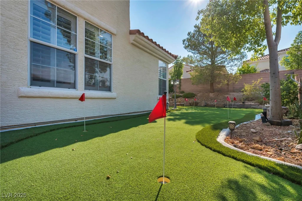8624 Trianon, Las Vegas, NV 89145