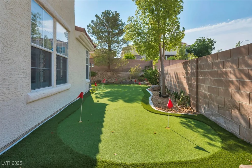 8624 Trianon, Las Vegas, NV 89145
