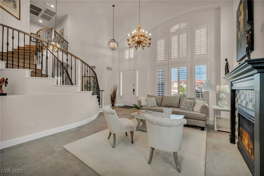 8624 Trianon, Las Vegas, NV 89145