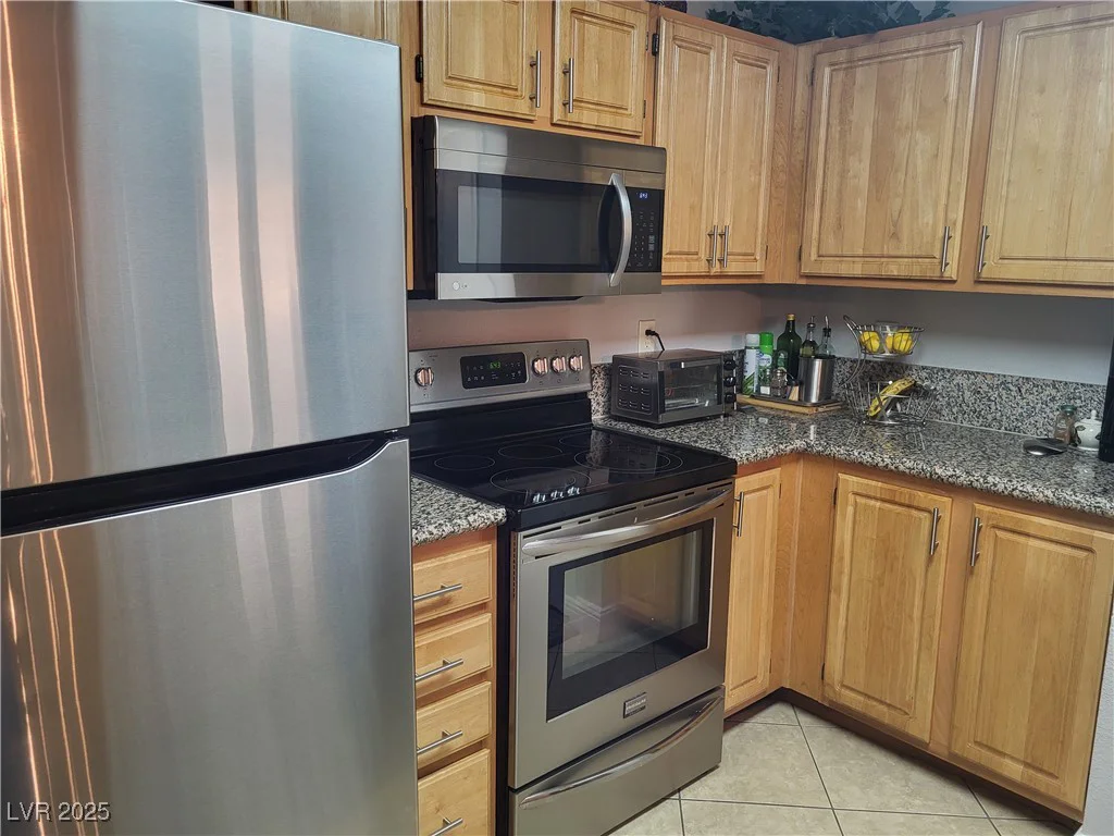 5055 Hacienda, Las Vegas, NV 89118